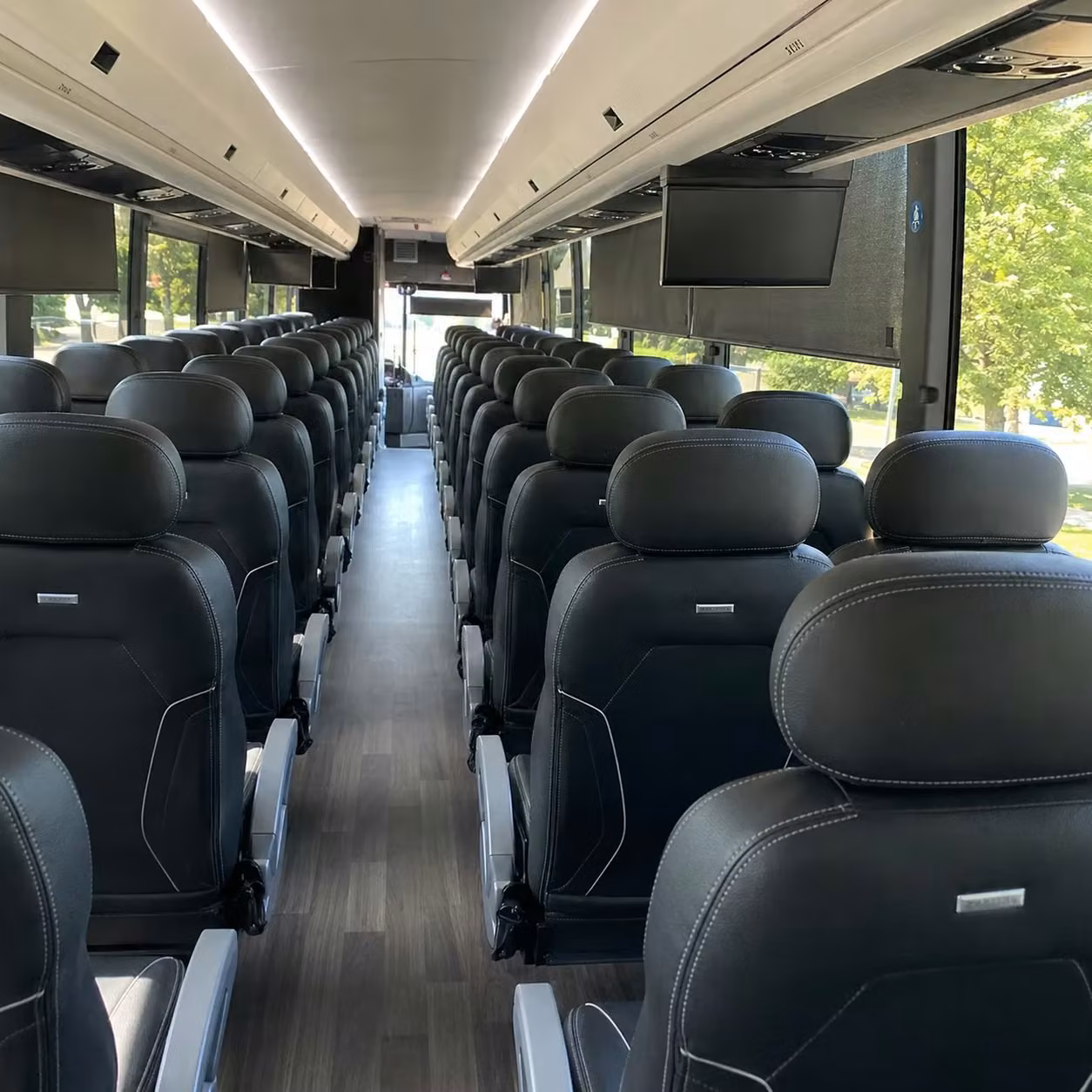how trip distance and duration affect your charter bus rental rate in manchester