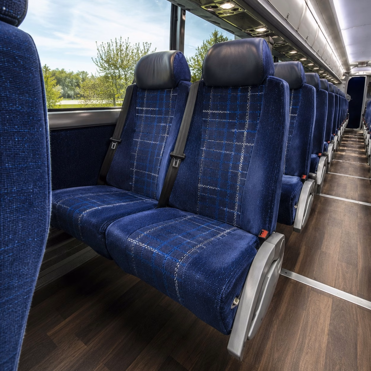 manchester bus rentals for school field trips