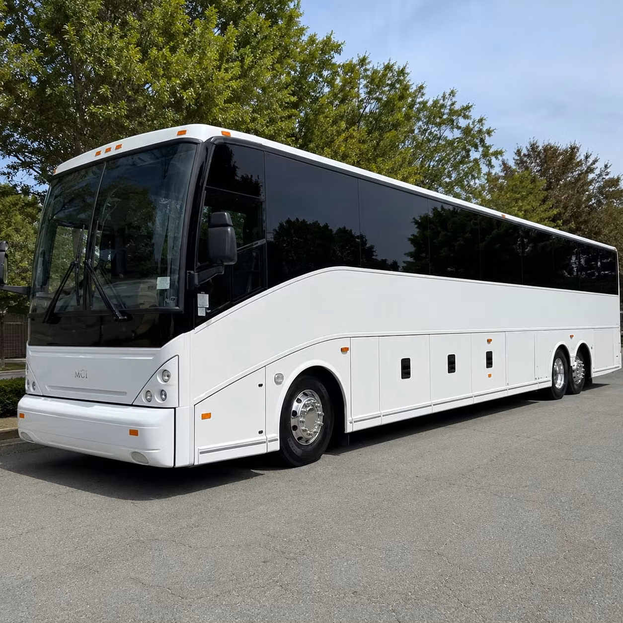 wedding groups and hotel guests rely on manchester airport shuttles