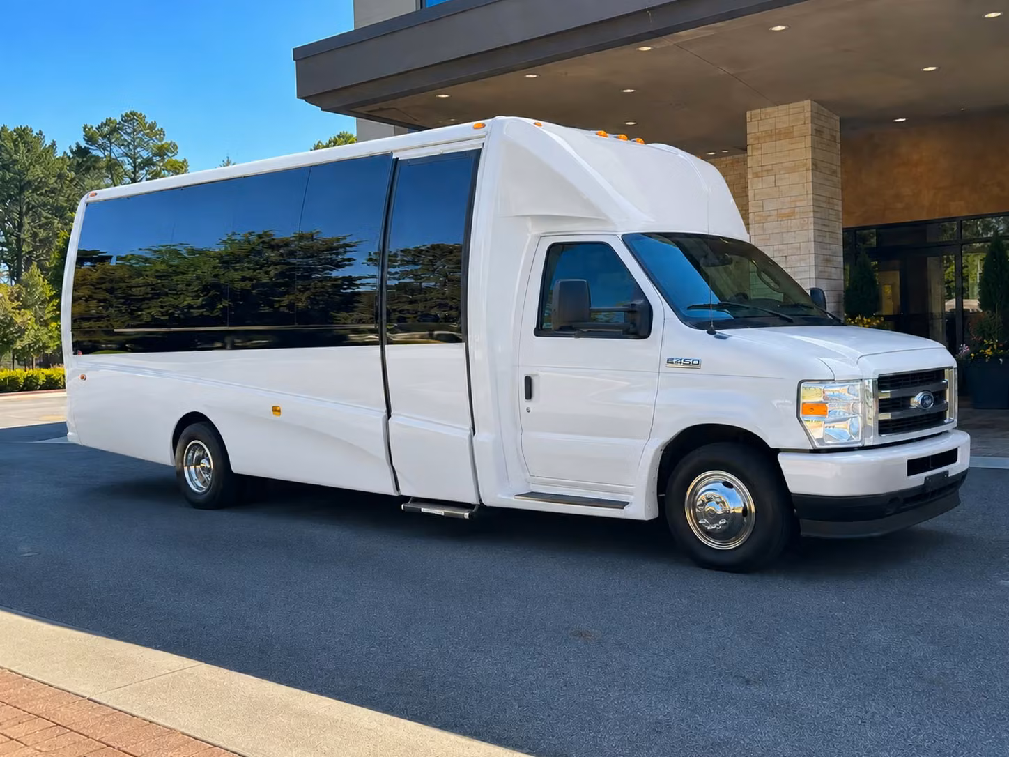 wedding shuttle services bus rentals in manchester